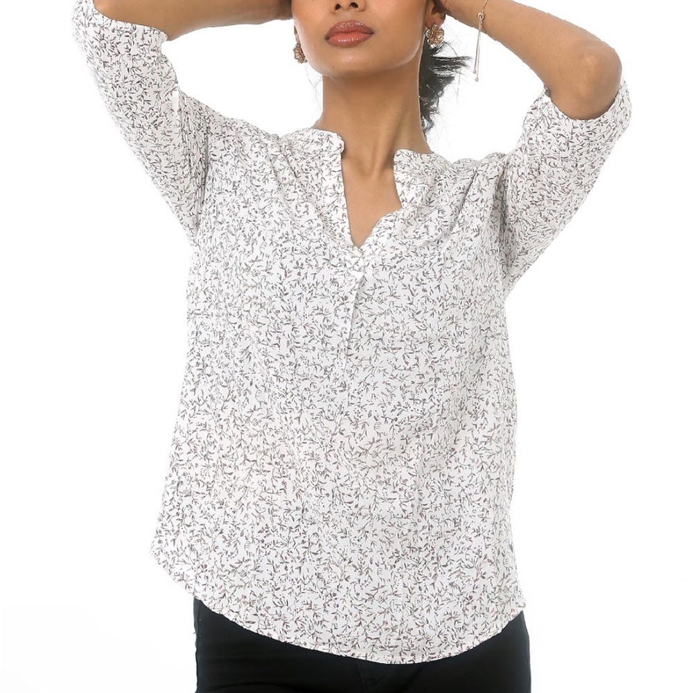 Black and White 3/4 Sleeve Blouse with Mandarin Collar